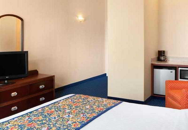 Courtyard By Marriott Henderson - Green Valley - Лас-Вегас Номер фото